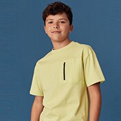 Tops und T-Shirts